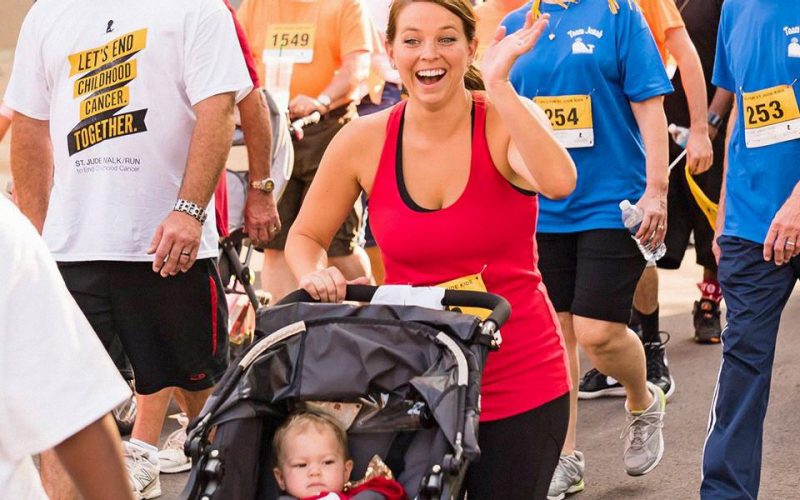 Volunteers Find Time to Shine - St. Jude Children’s Research Hospital